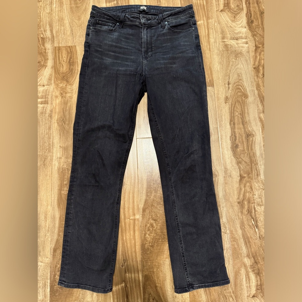 Paige Cindy medium rise zip up jeans size 29 - great condition/no anomalies.